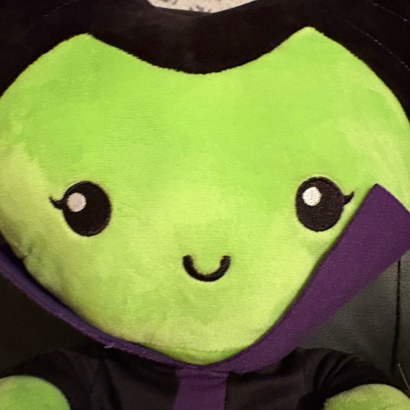 Disney Maleficent Greeter - Picture 6 of 7